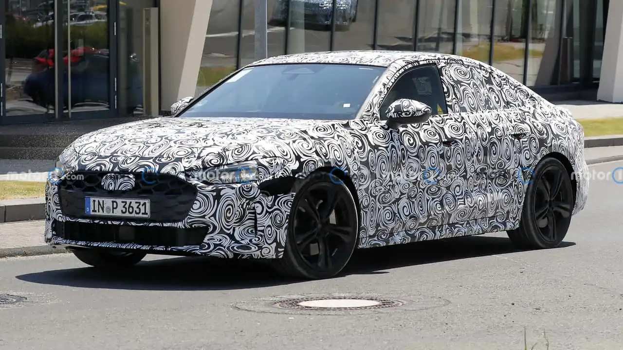 Audi RS5 Latest Spy Photos