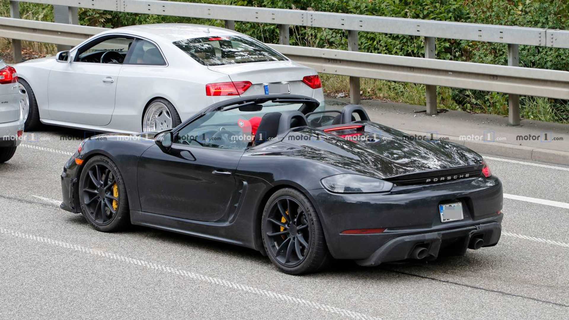 Porsche 718 Boxster Spyder Not Camera Shy To Drop Its Top