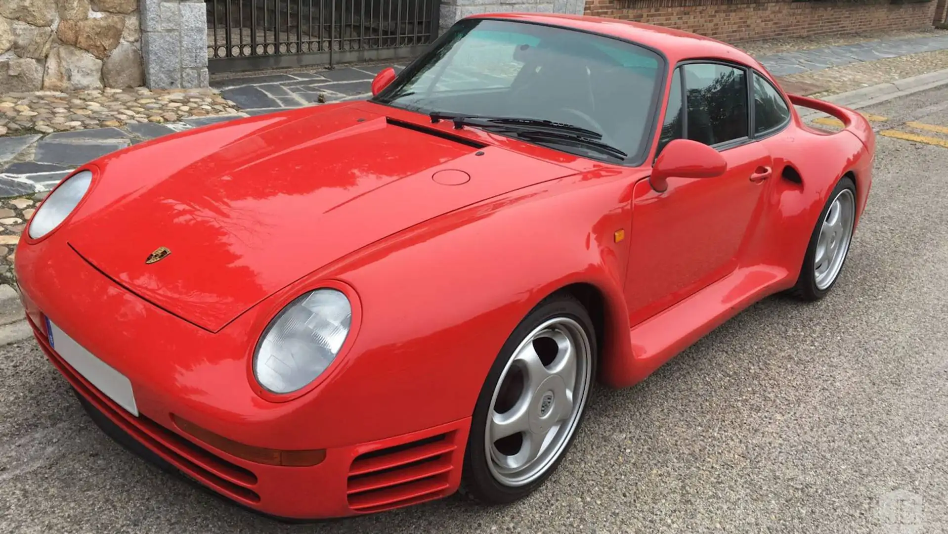 Is this Porsche 959 Replica Worth $336K or Not?