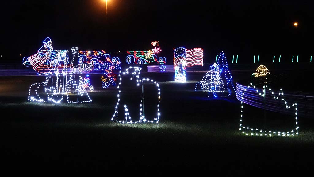 Corvette Race Track Celebrates Christmas with One Million Lights