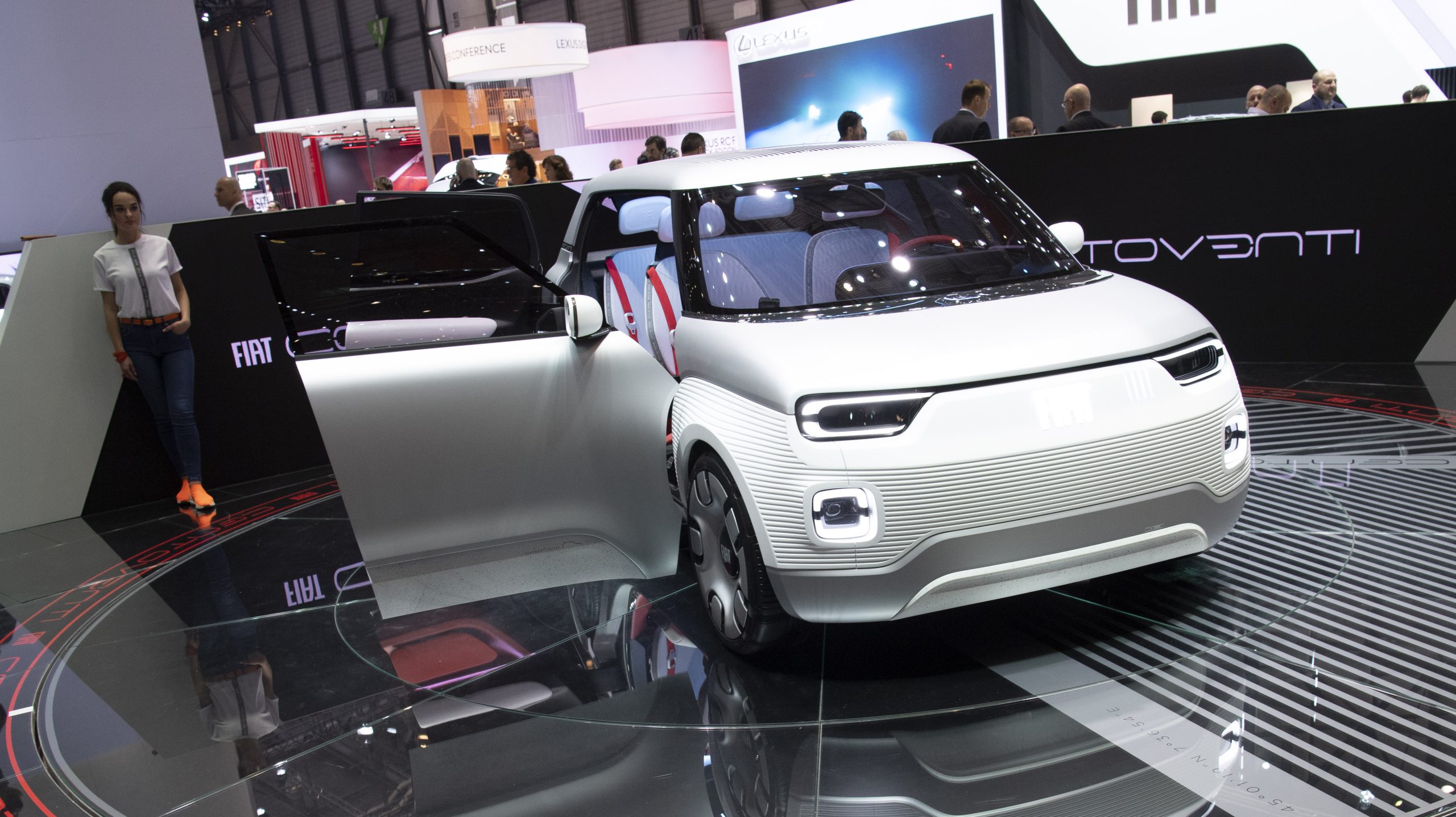 Fiat Concept Centoventi Offers Customization, Electrification For All