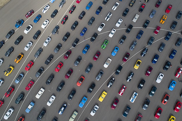 Parade of 1,326 Ponies in One: The Largest Ford Mustang Parade Ever