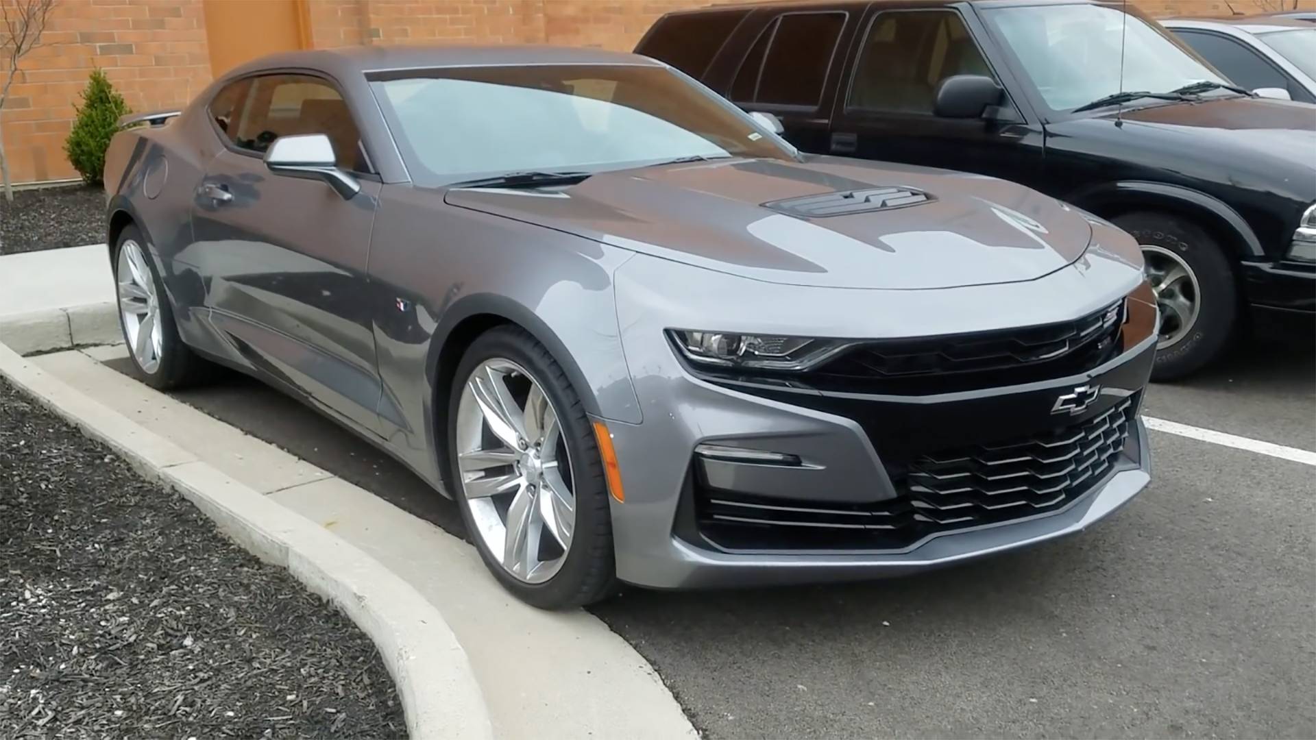 2019 Chevy Camaro SSS gets the Walkaround Treatment