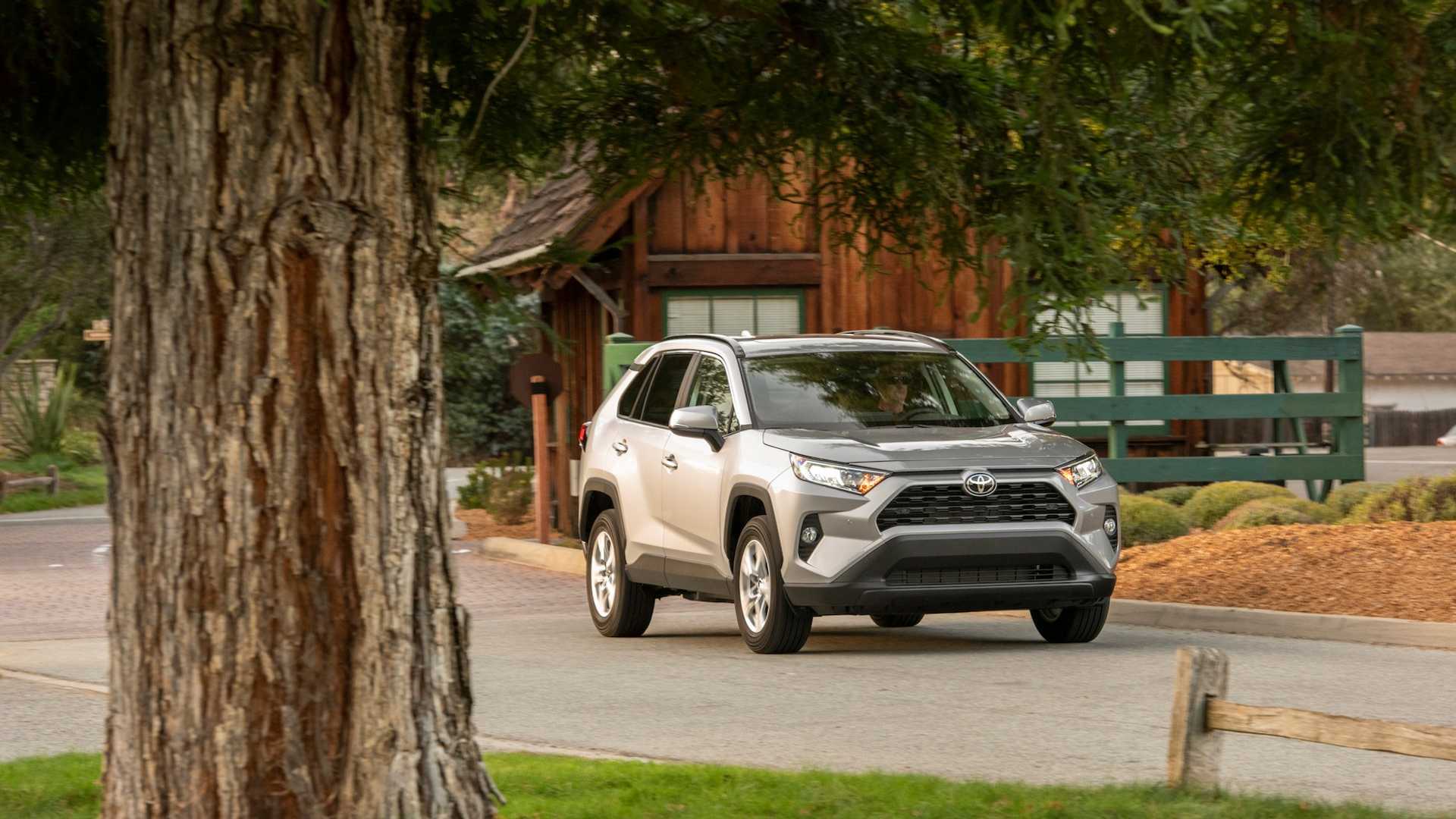 Toyota Actually Made This One-Off Toyota RAV4 Limo