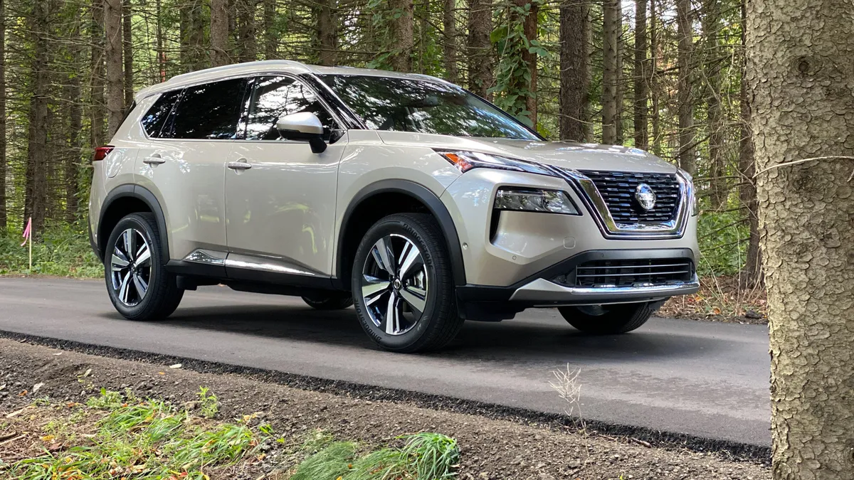 2021 Nissan Rogue Results in Rare Two-Star Passenger Score