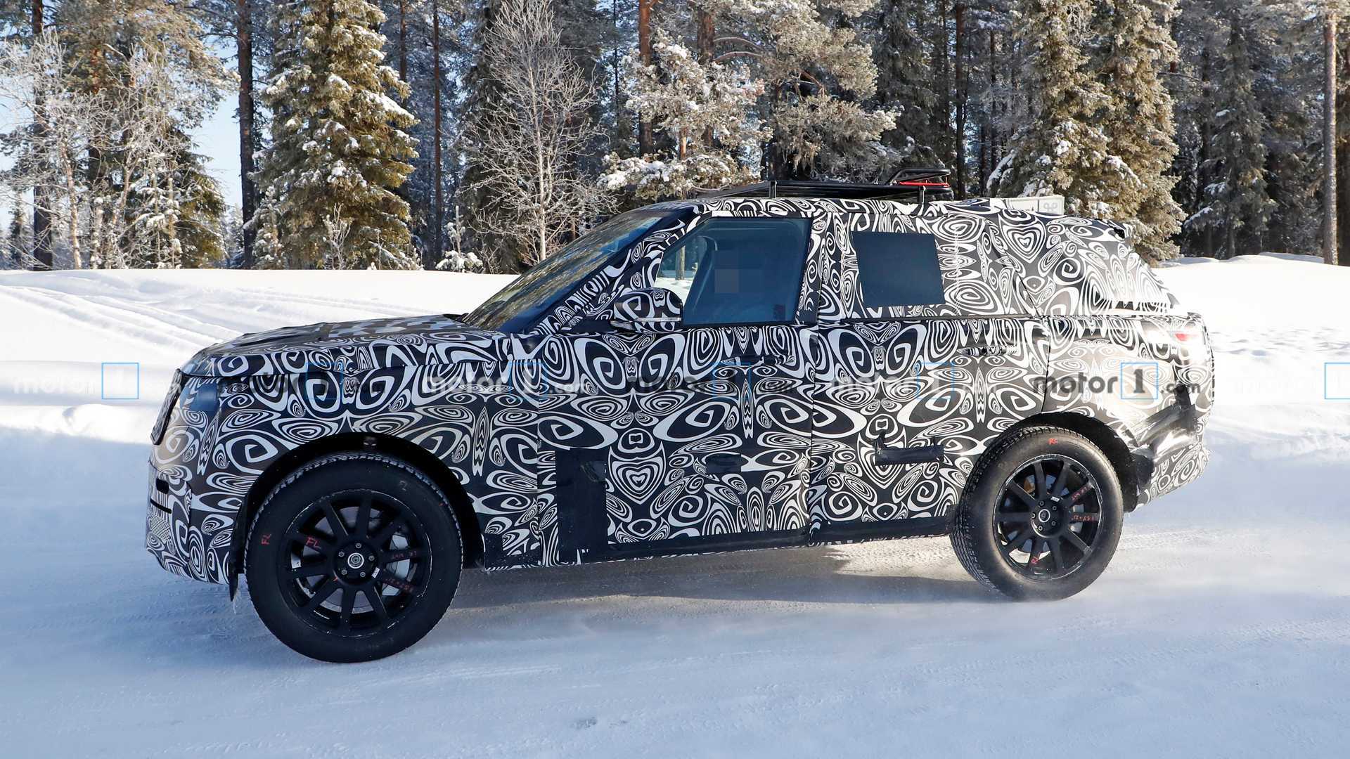 2022 Range Rover Captured In A Winter Wonderland