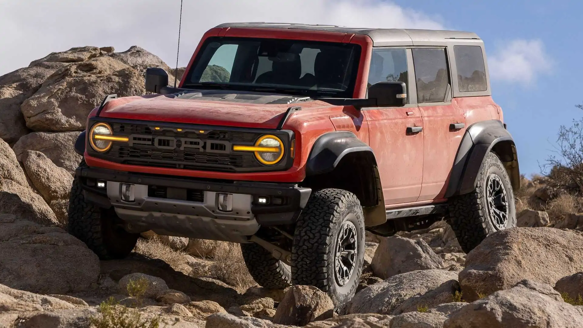 2022 Ford Bronco-Raptor Prices Start at $69,995, Big Upgrades