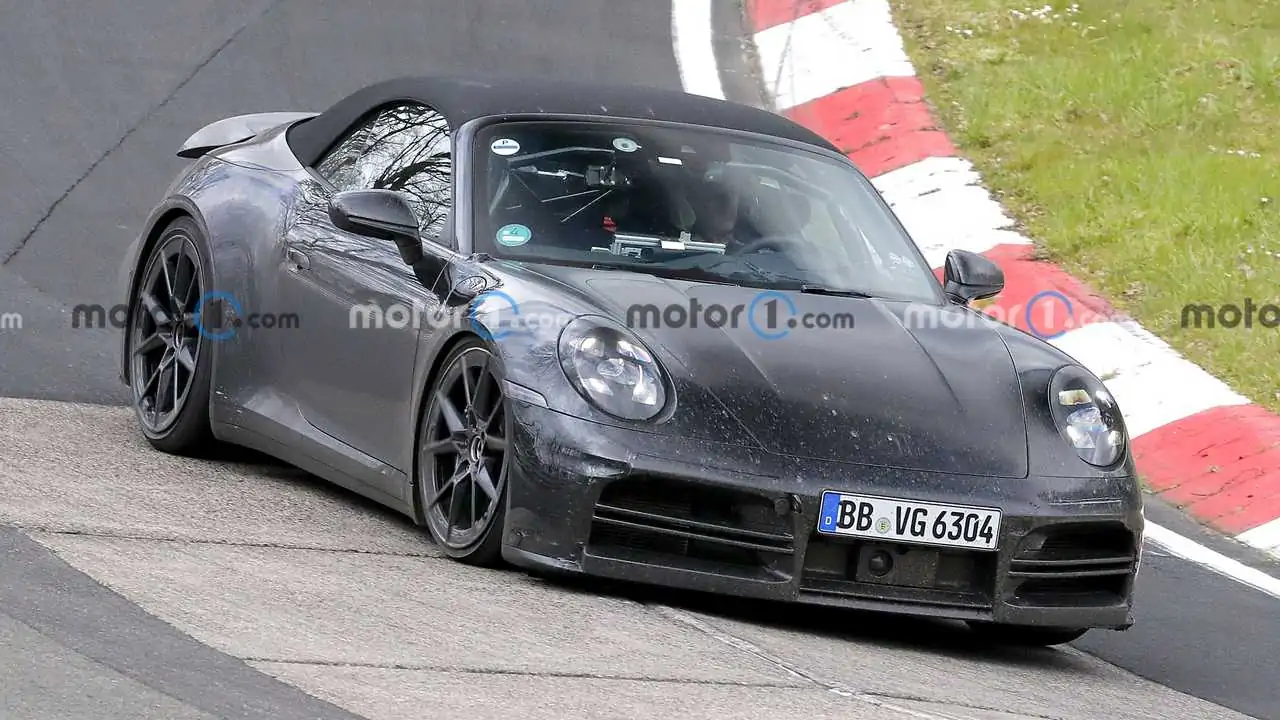 Porsche 911 Facelift Spy Photos Suggest NA Engine Is Returning