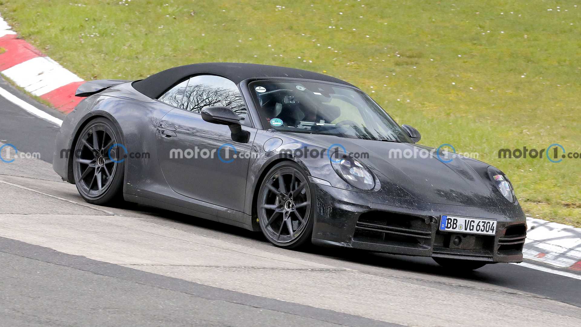 Porsche 911 Facelift Spy Photos Suggest NA Engine Is Returning