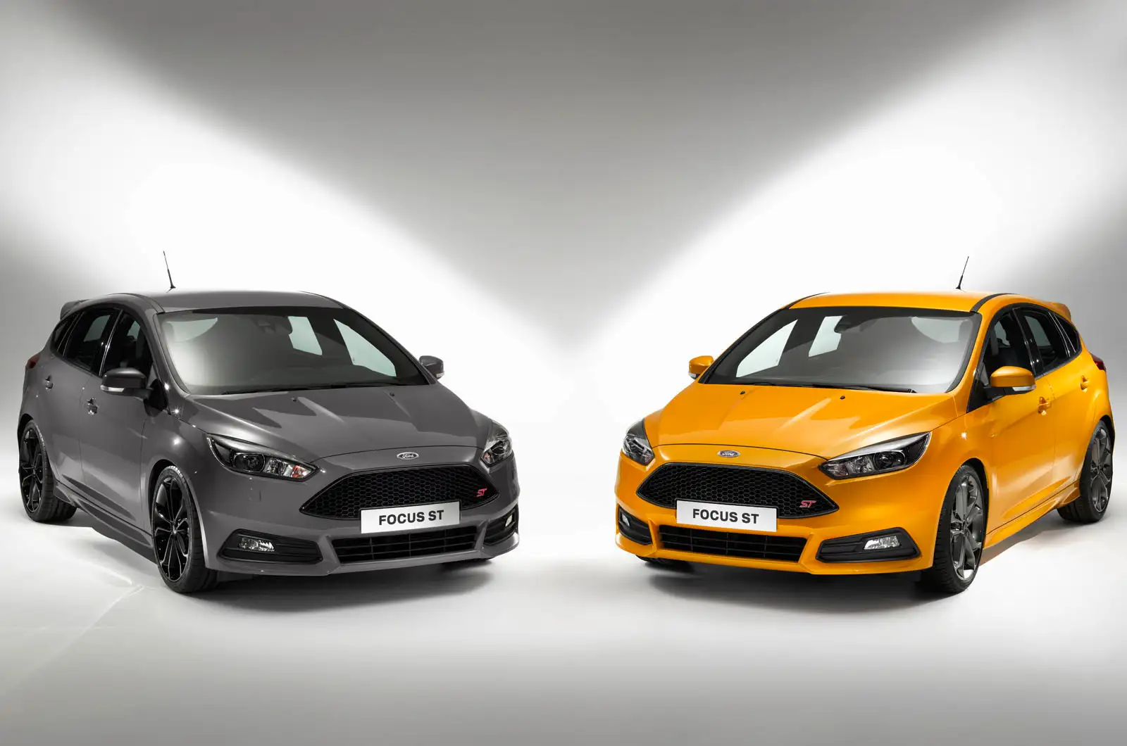 Revised styling and new diesel engine for 2015 Ford Focus ST revealed