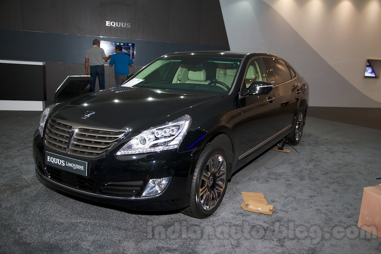 2017 Hyundai Equus was spotted with an ultra-luxurious interior