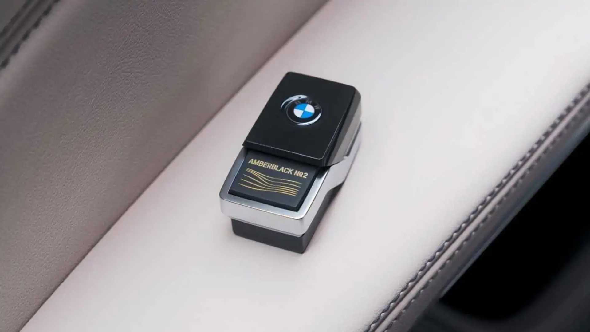 BMW X7 UAE 50th Anniversary Edition comes with Fancy Perfume