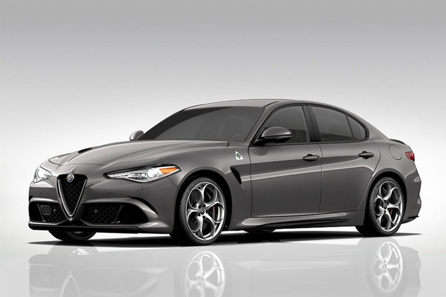 Alfa Romeo USA fires up Giulia Quadrifoglio mini online configurator