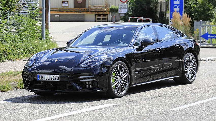 Sneaky camouflage caught in 2021 Porsche Panamera Facelift