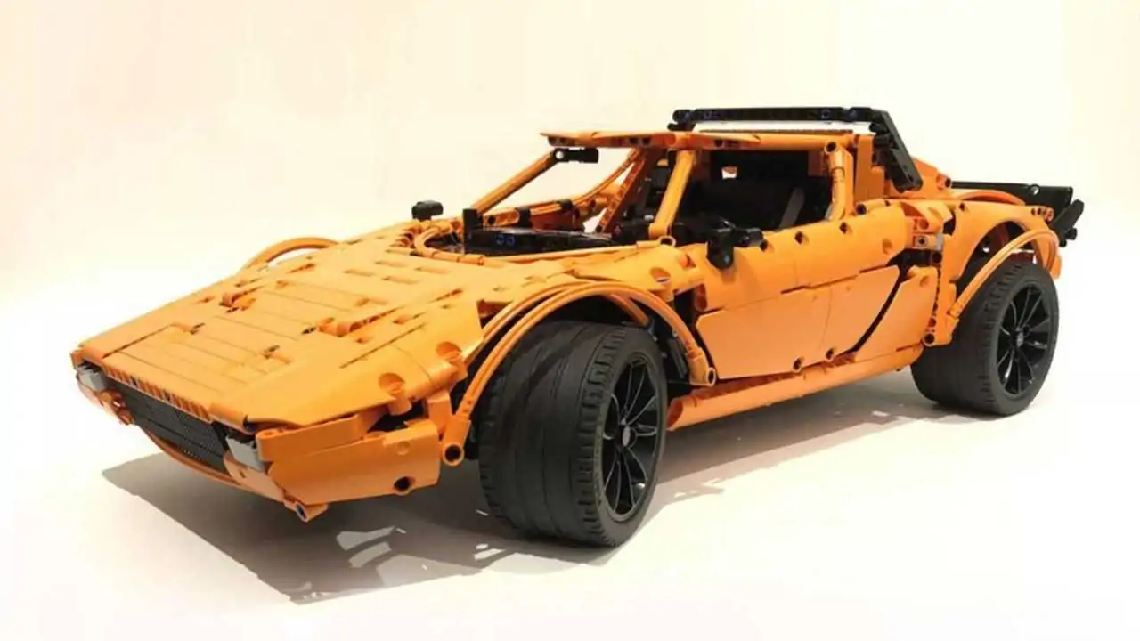 Rebuild Your Lego Technic 911 GT3 RS Into A Lancia Stratos