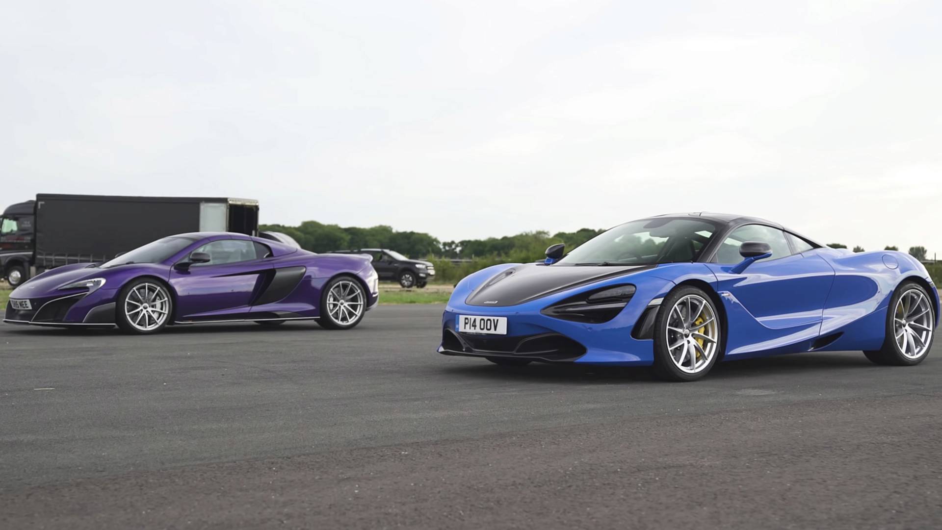 McLaren Showdown: 720S Fights 675LT In Drag, Rolling Races