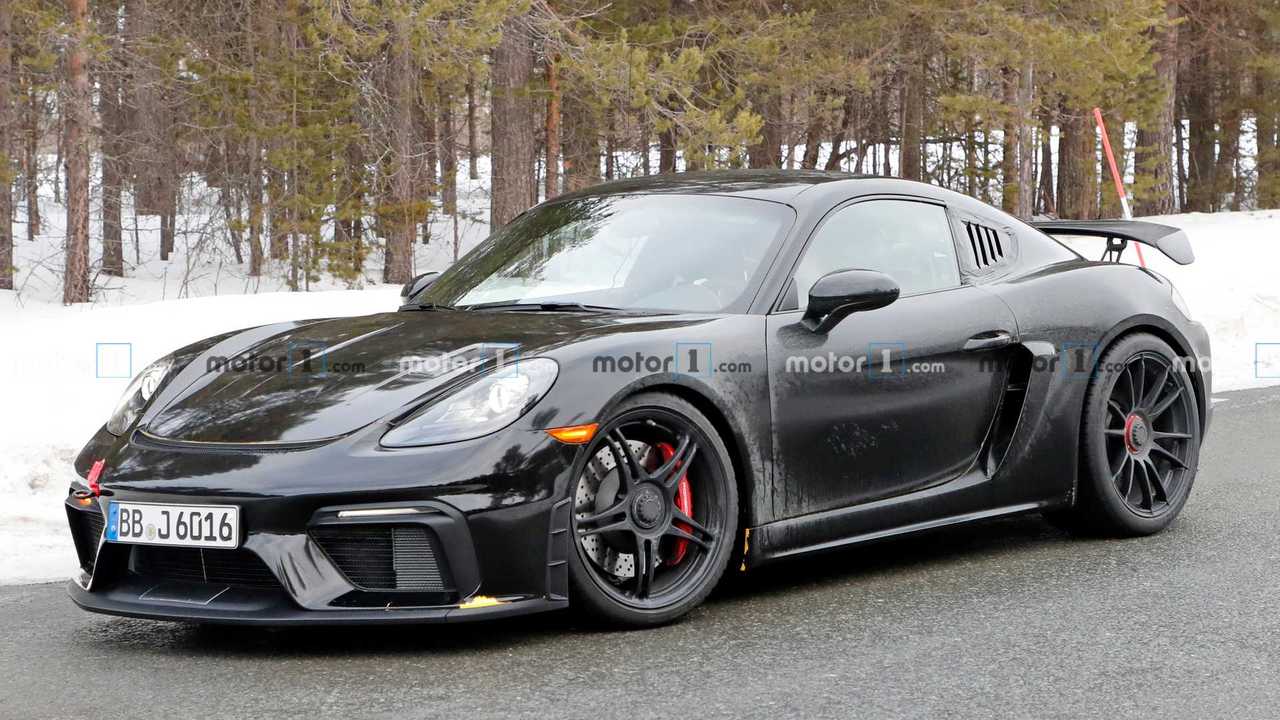 Porsche 718 Cayman GT4 RS Rumored To Pack 500 Horsepower