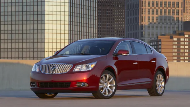 2012 Buick LaCrosse gets new 3.6 liter V6