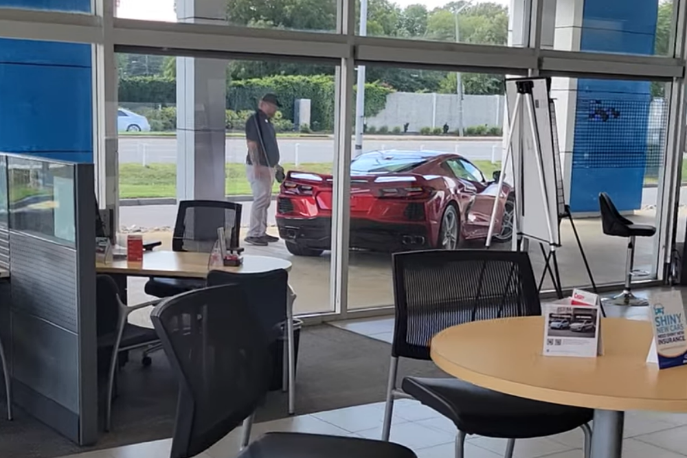 Guy Steals Corvette Off Dealer Lot Right In Front Of Salesperson