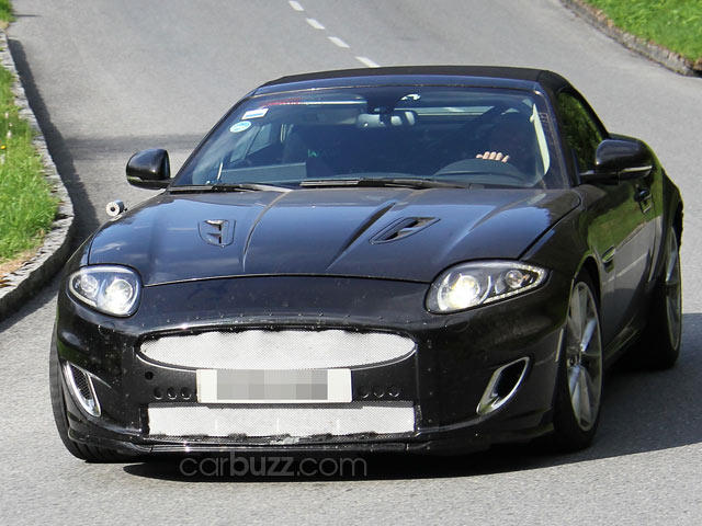 First Jaguar XE mules 2013 spotted on the road