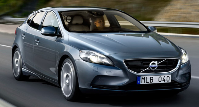 2013 Volvo V40: More images, including the first interior shots, leaked