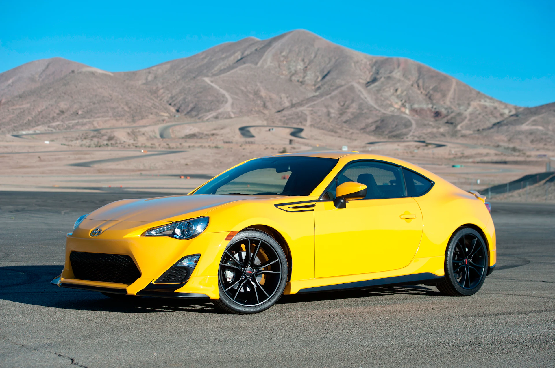 Scion releases FR-S Release Series 1.0, complete with TRD goodies