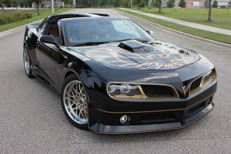 Burt Reynolds endorses Camaro Trans Am Bandit Edition