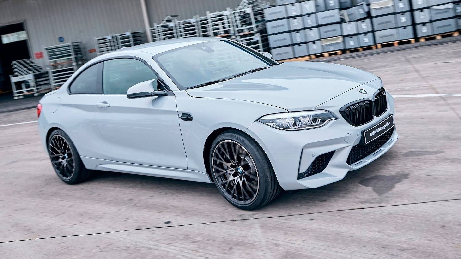 BMW M2 Competition arrives in China and Poses for The Camera