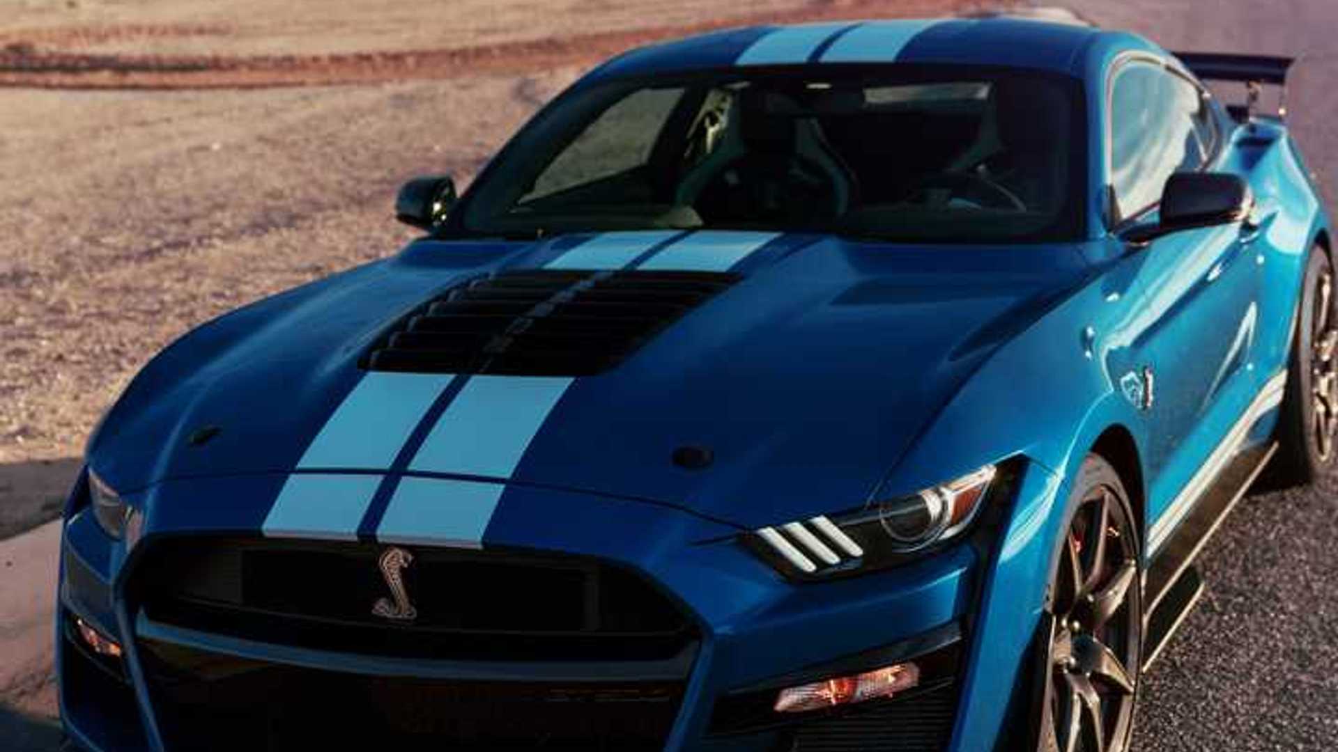 2020 Ford Shelby GT500 Live from The Detroit Auto Show