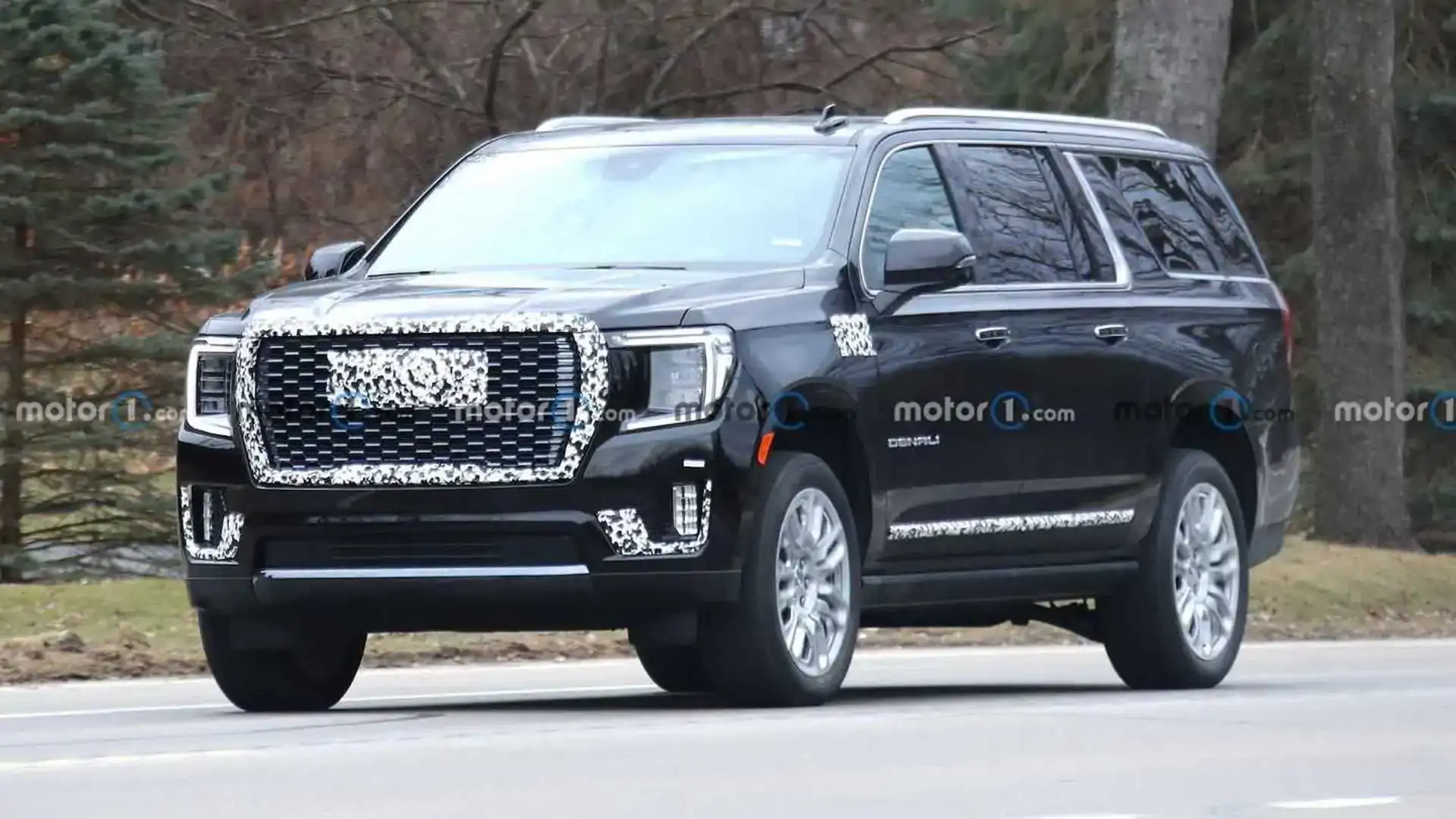 2023 GMC Yukon Denali Ultimate Spied Hiding Darker Exterior Trim