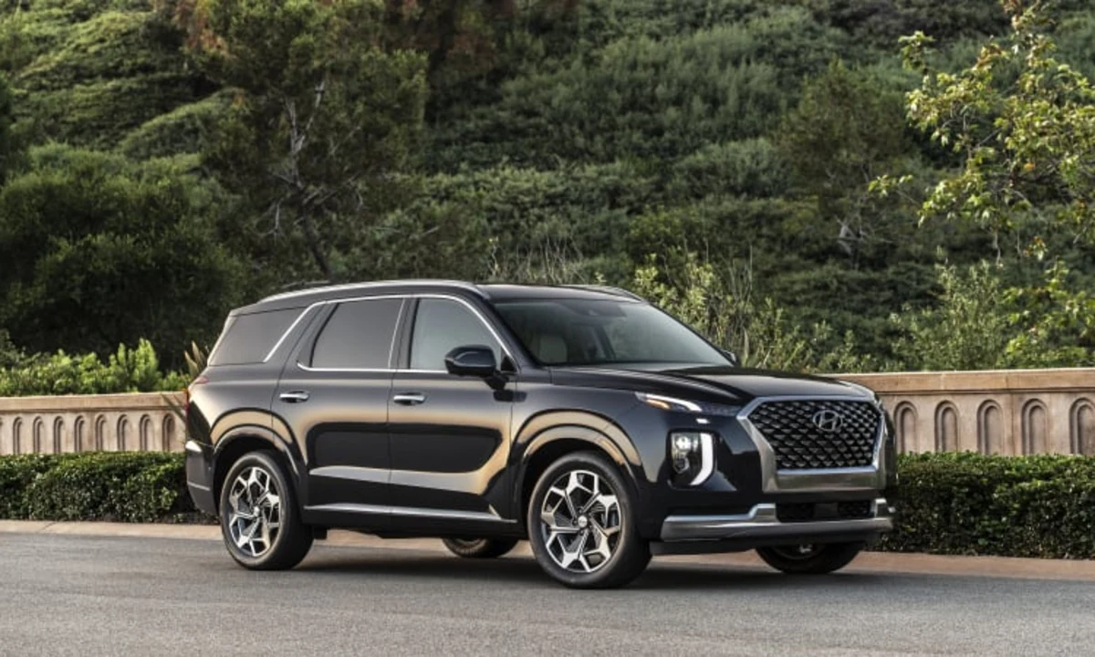 Snazzy Hyundai Palisade Calligraphy Getting Less-Expensive FWD Model