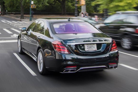 Mercedes offers a $10,000 S-Class discount for Christmas shoppers