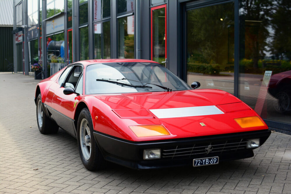 This Ferrari 512 BB Classic Ferrari 512 BB is Reborn in 8 Minutes