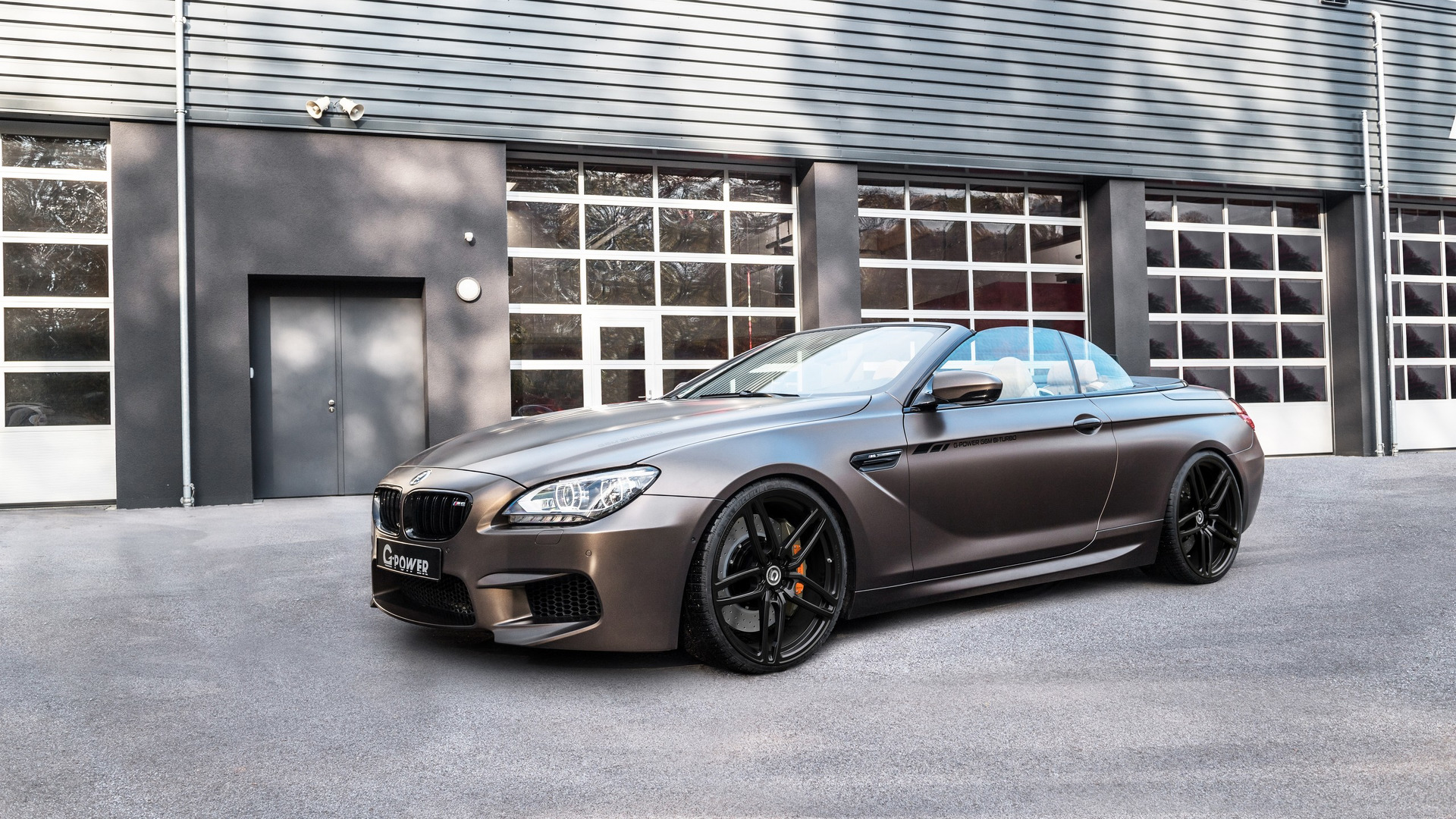 BMW M6 Convertible can reach 205 mph/330 km/h with 800 hp