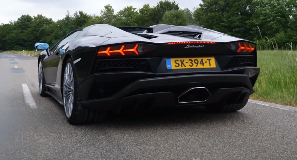 Lamborghini Aventador S Absolutely Devours Autobahn In 200-MPH Blast