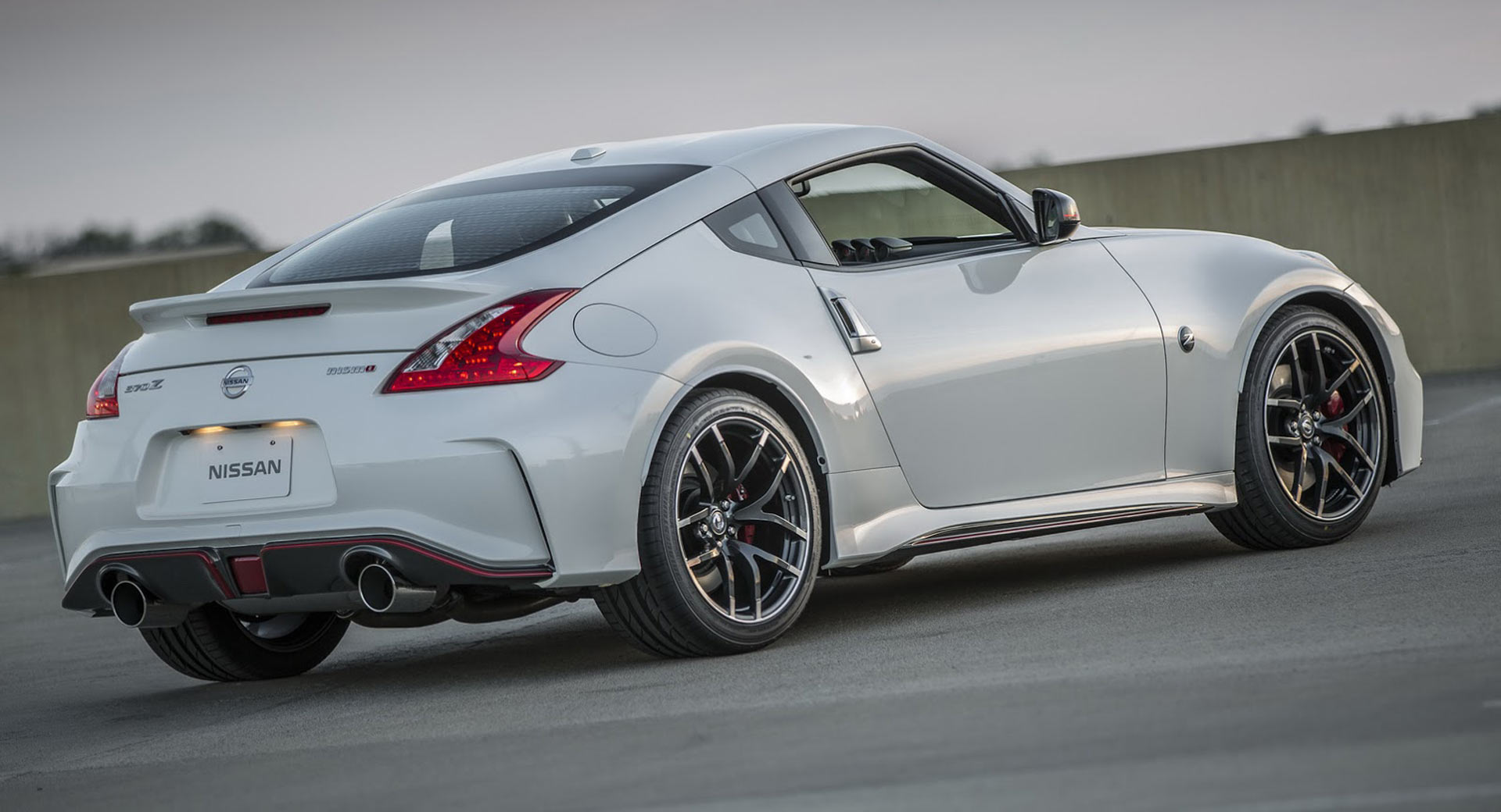 A replacement for the Nissan 370Z Nismo could pack 475 HP V6 and AWD