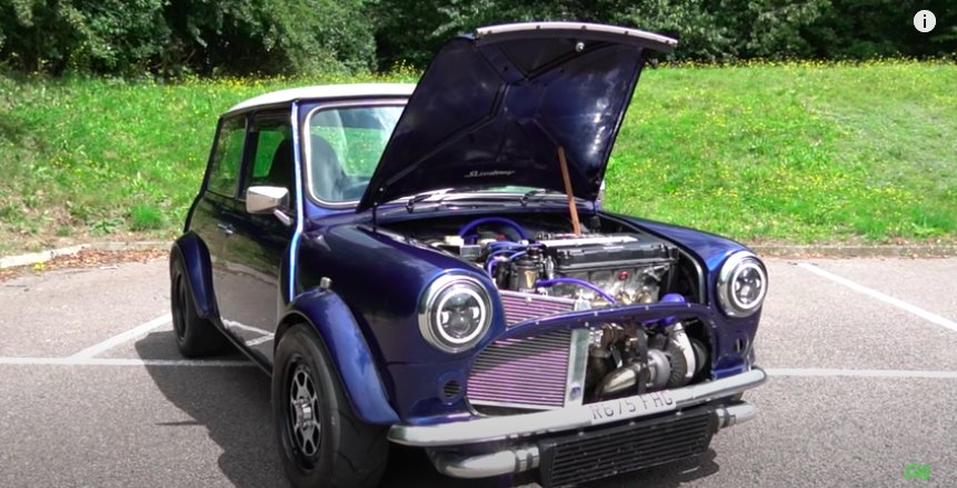 Bonkers Classic Mini Has 370-Horsepower Honda Civic VTEC Engine