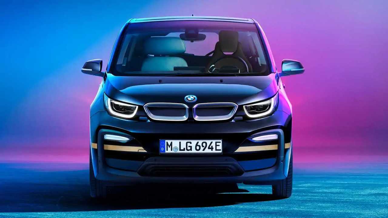 BMW i3 Urban Suite Concept: A Small Mobile 'Boutique 'Hotel Room'