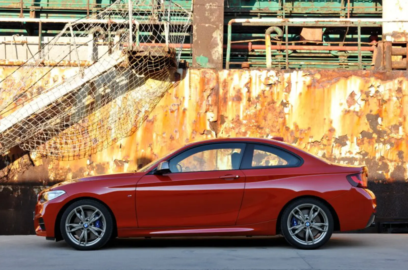 Official images of BMW M235i Coupe leaked