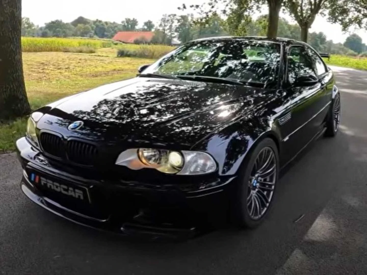 BMW M3 with V10 and Dual-Clutch auto Seems Like A Real Hoot