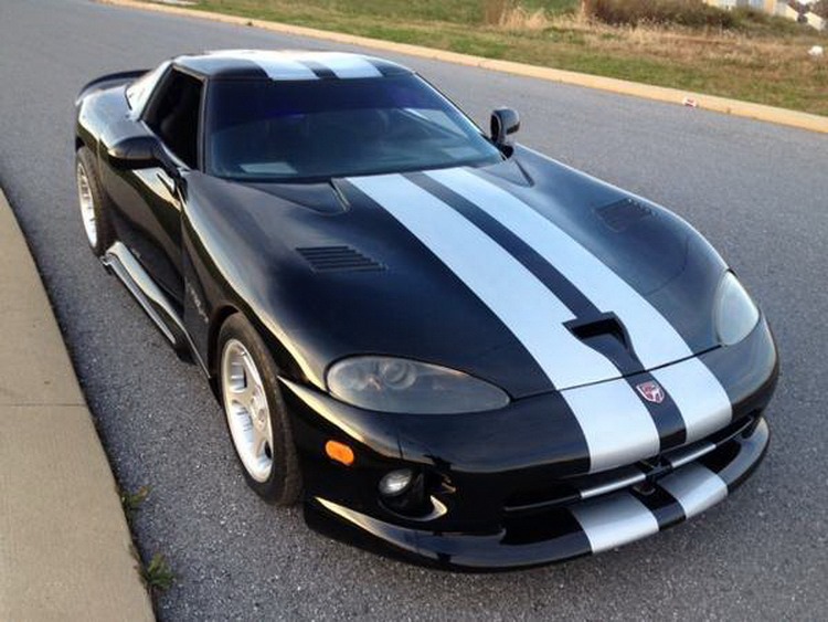 Craigslist has a Dodge Viper replica, based on Corvette Corvette C4.