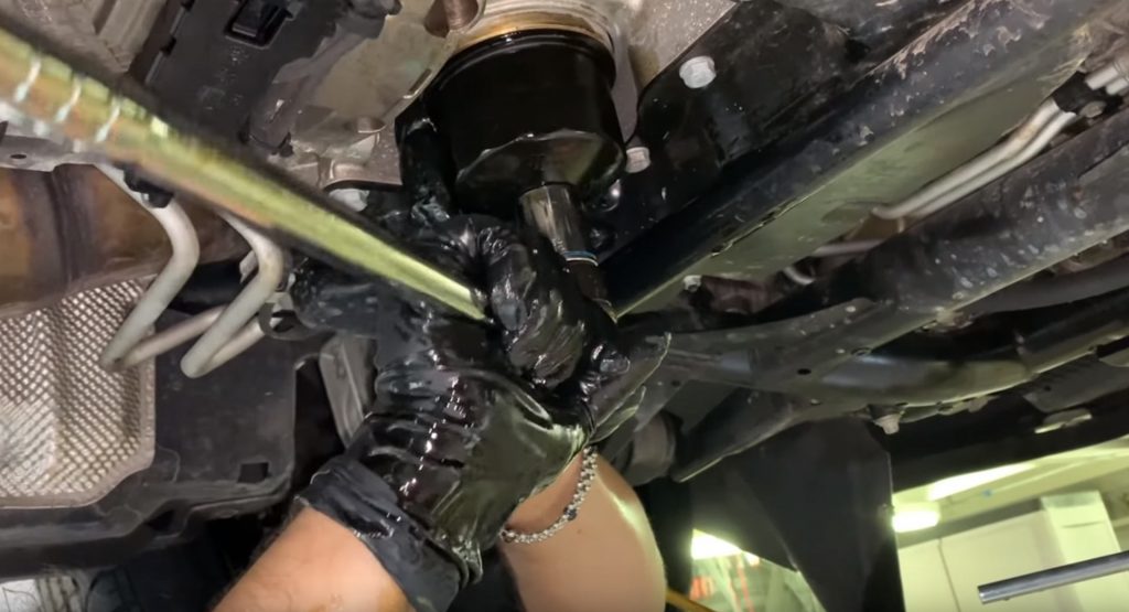 Learn How to Change the Oil on a Rolls-Royce Phantom