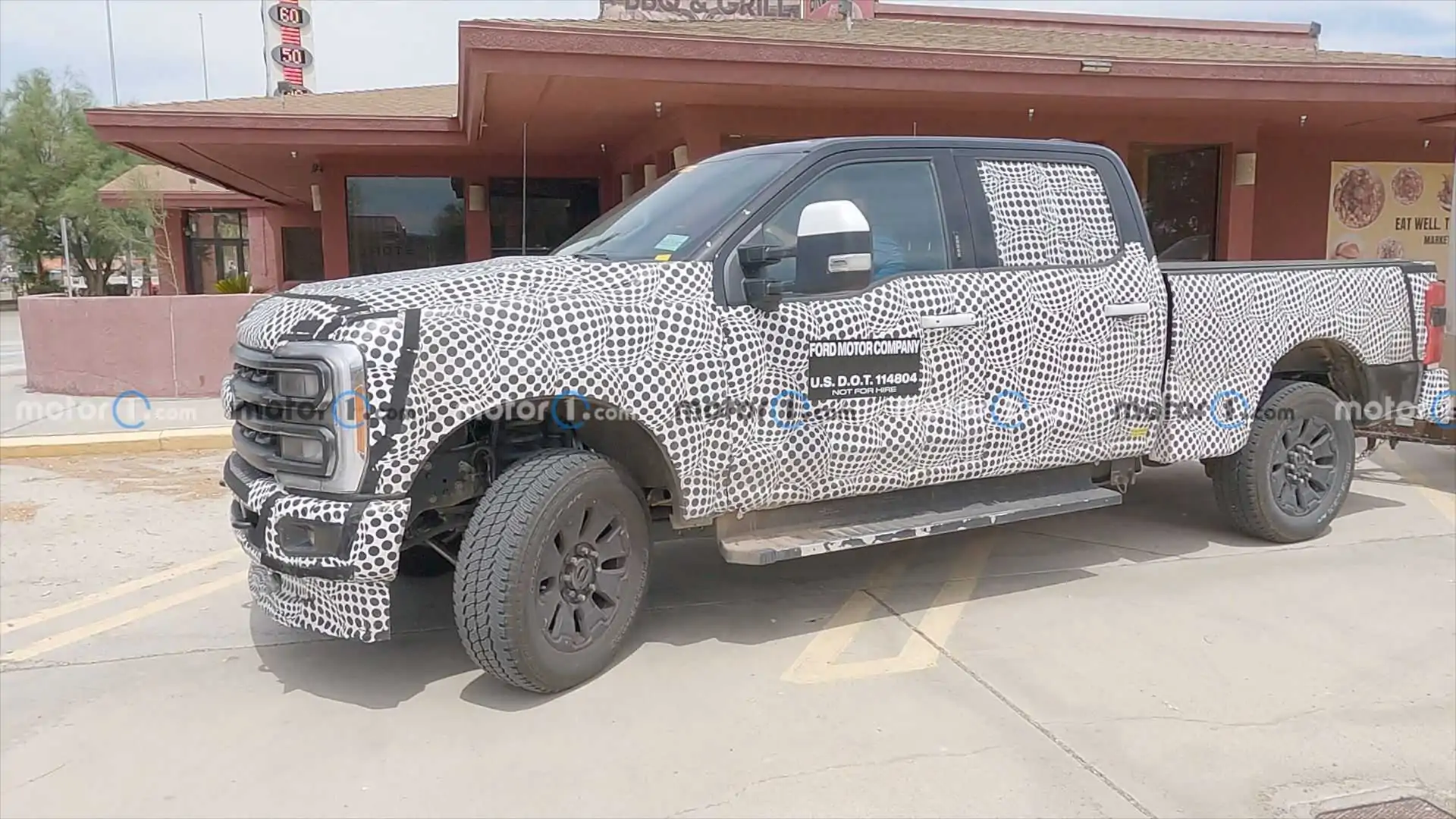 Ford Super Duty Spy Shots: Ford Super Duty Pickup Ready To Work