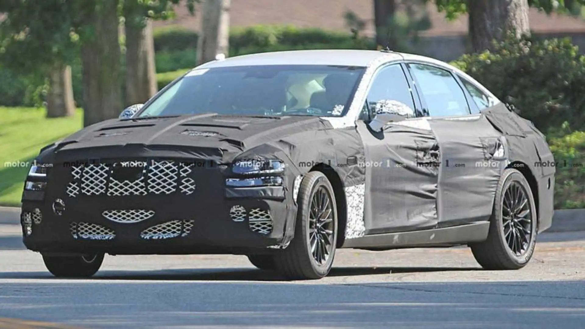 2020 Genesis G80 Spied in Trying to Cover Up Sleeker Shape