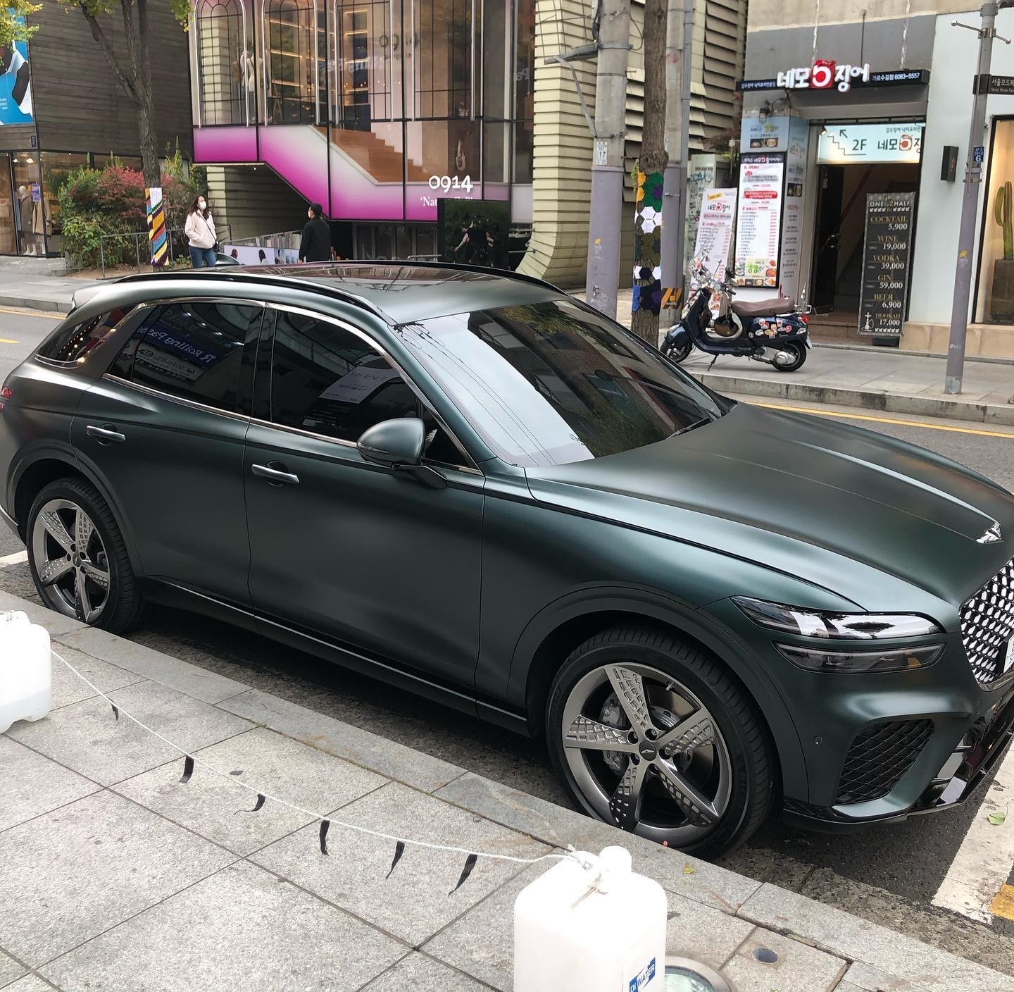 2022 Genesis GV70 Sports In Matte Green Looks Elegant On Video