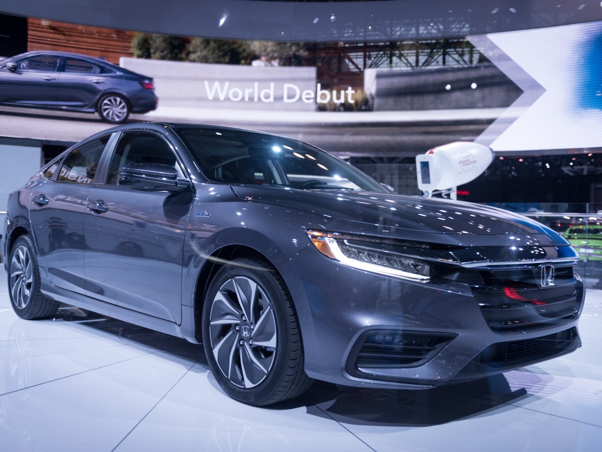 2019 Honda Insight is a beautiful hybrid with up to 55 MPG city.