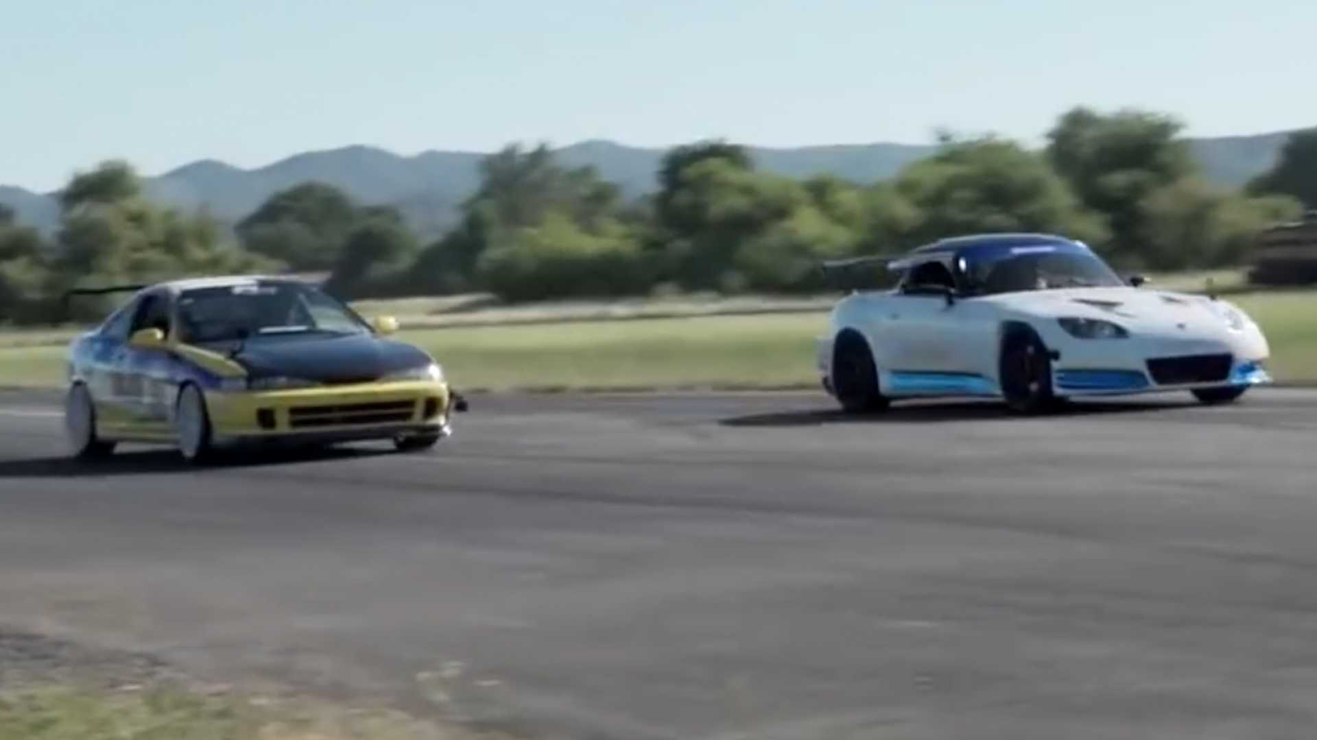 Honda S2000 Drag Races Acura Integra Type R In RWD-Vs FWD Fight