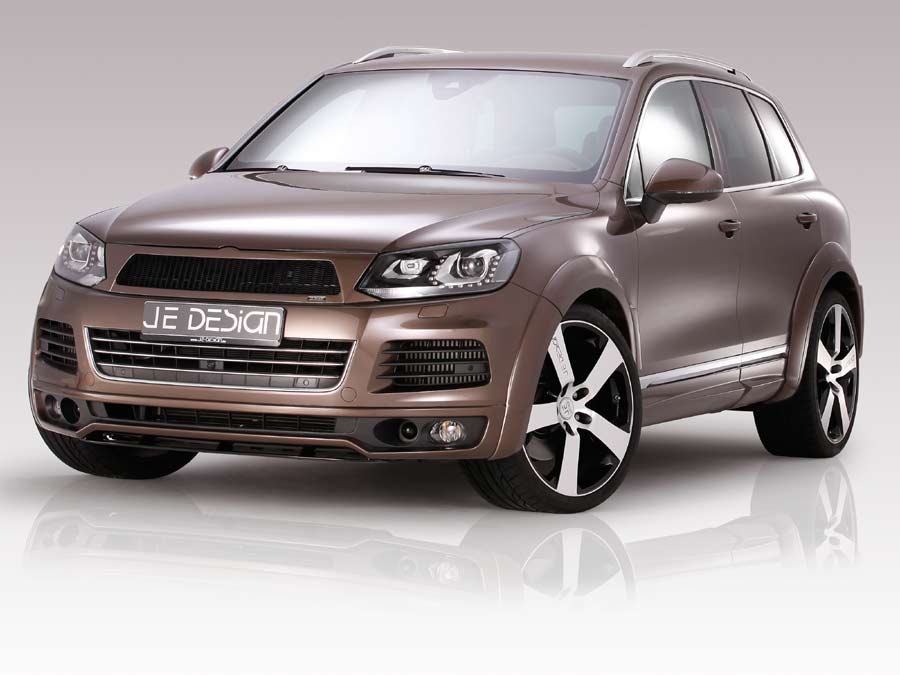 Wide-body kit by JE Design for the VW Touareg