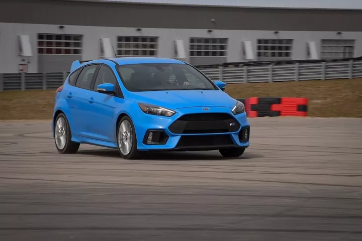 Ford employees "Test" the Focus RS Drift Stick