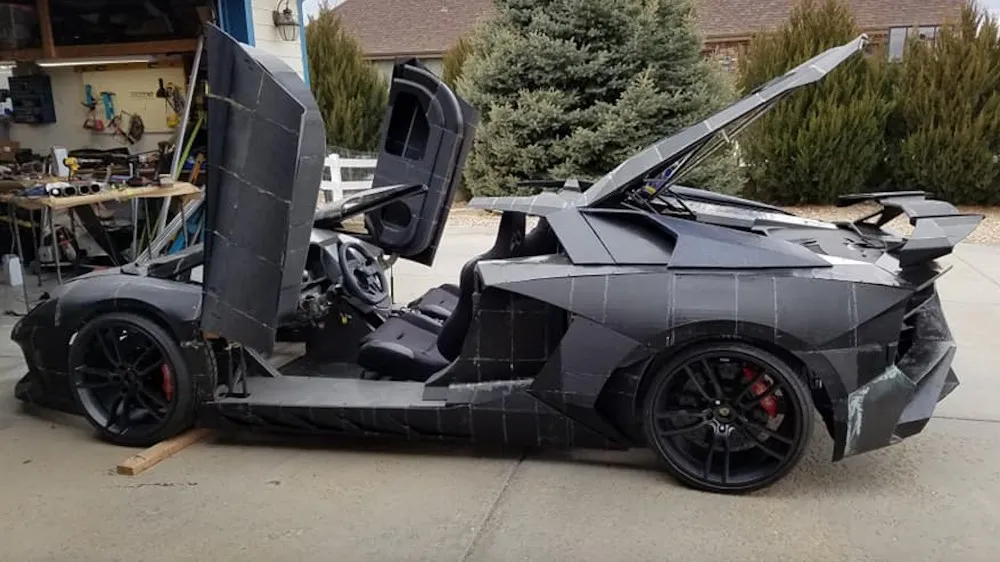 Physicist And His Son Are 3D-Printing A Lamborghini Aventador